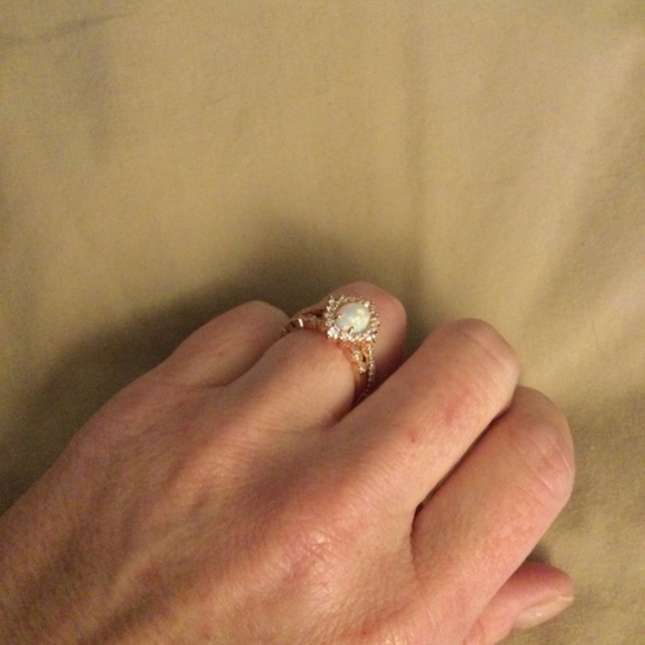 Stackable Opal fashion ring - Picture 6 of 7